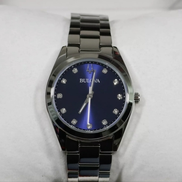 ***BRAND NEW*** Bulova Ladies' Surveyor Diamond Accent Watch - Picture 2 of 12